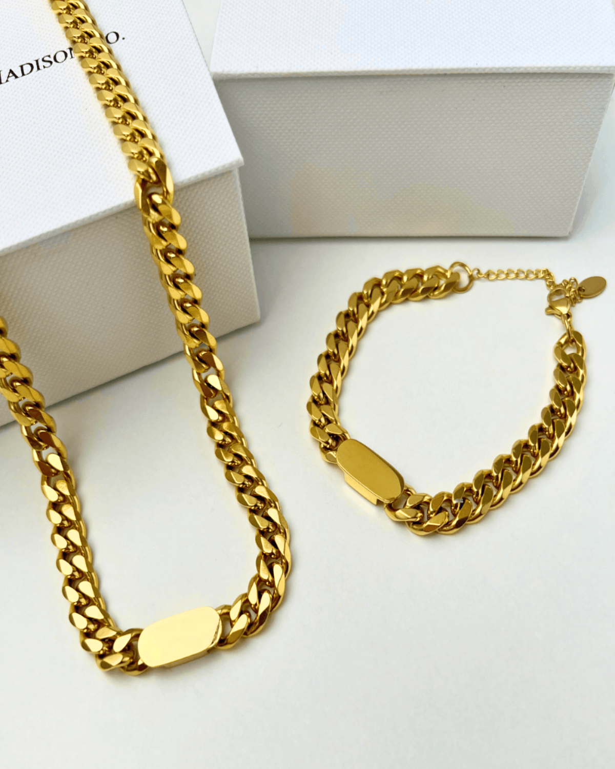 Gold Chain Necklace Bracelet Bundle Set Jewelry - RUN THE STREETS COLLABORATIVE