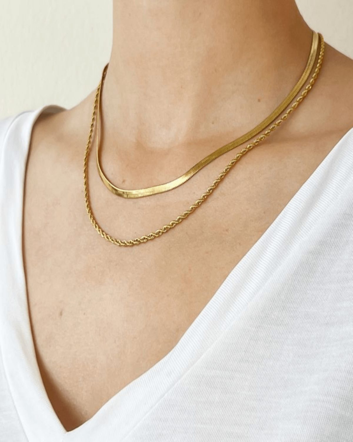 Gold Herringbone Chain Necklace Jewelry - RUN THE STREETS COLLABORATIVE