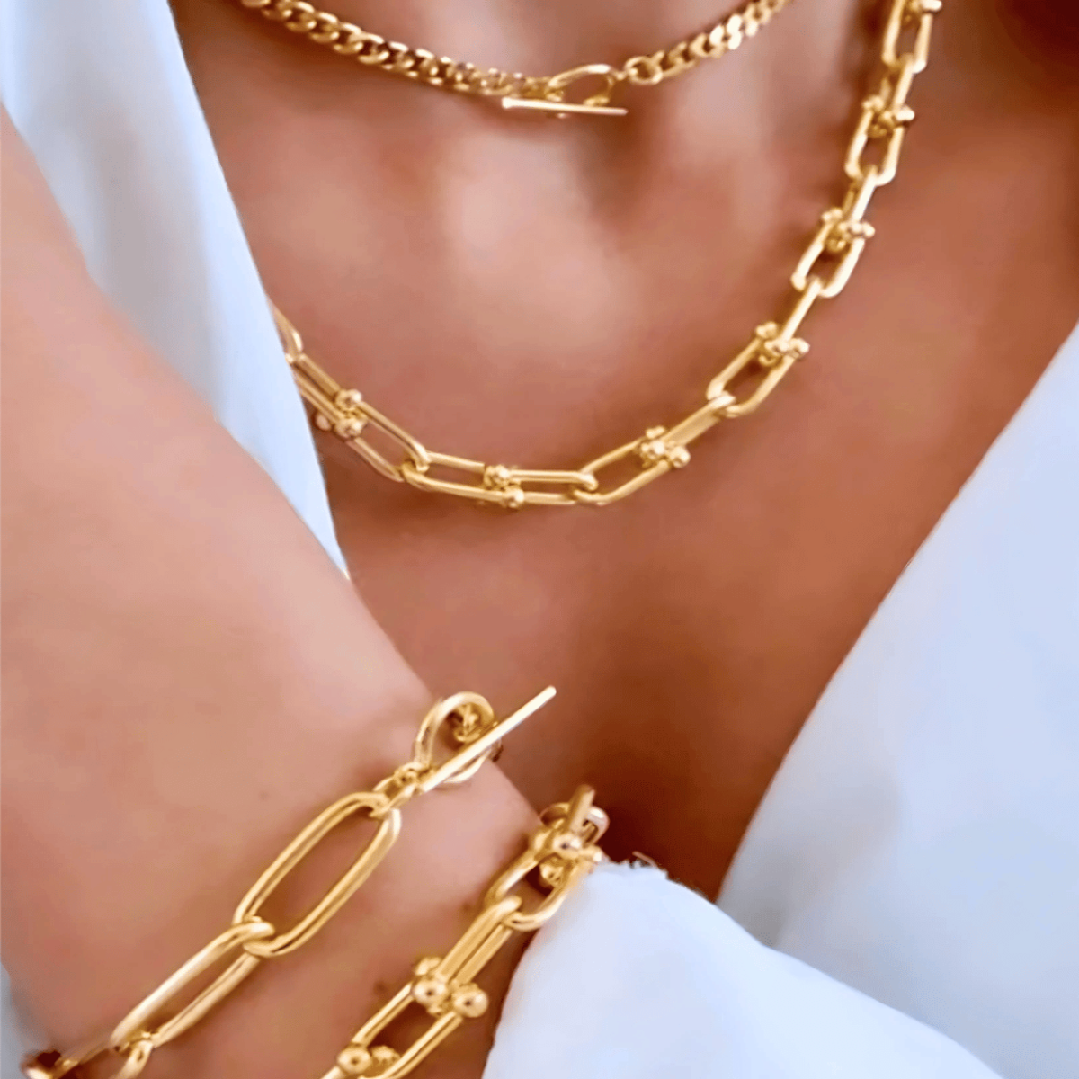Gold Link Chain Necklace Bracelet Bundle Set Jewelry - RUN THE STREETS COLLABORATIVE