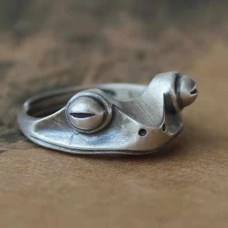 Oxidized Silver Artisan Adjustable Frog Ring - RUN THE STREETS COLLABORATIVE