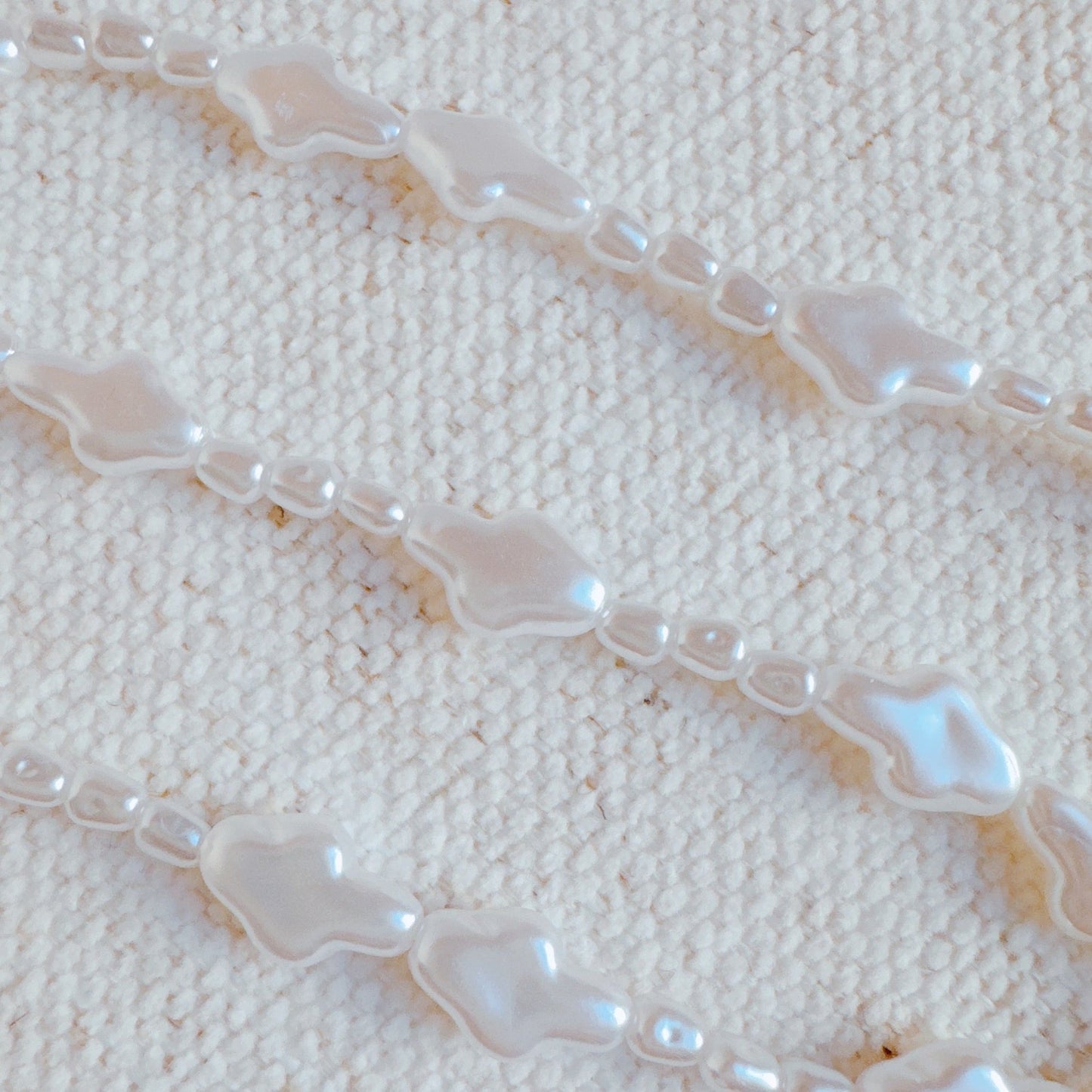Luminous Pearl Cross Necklace - RUN THE STREETS COLLABORATIVE