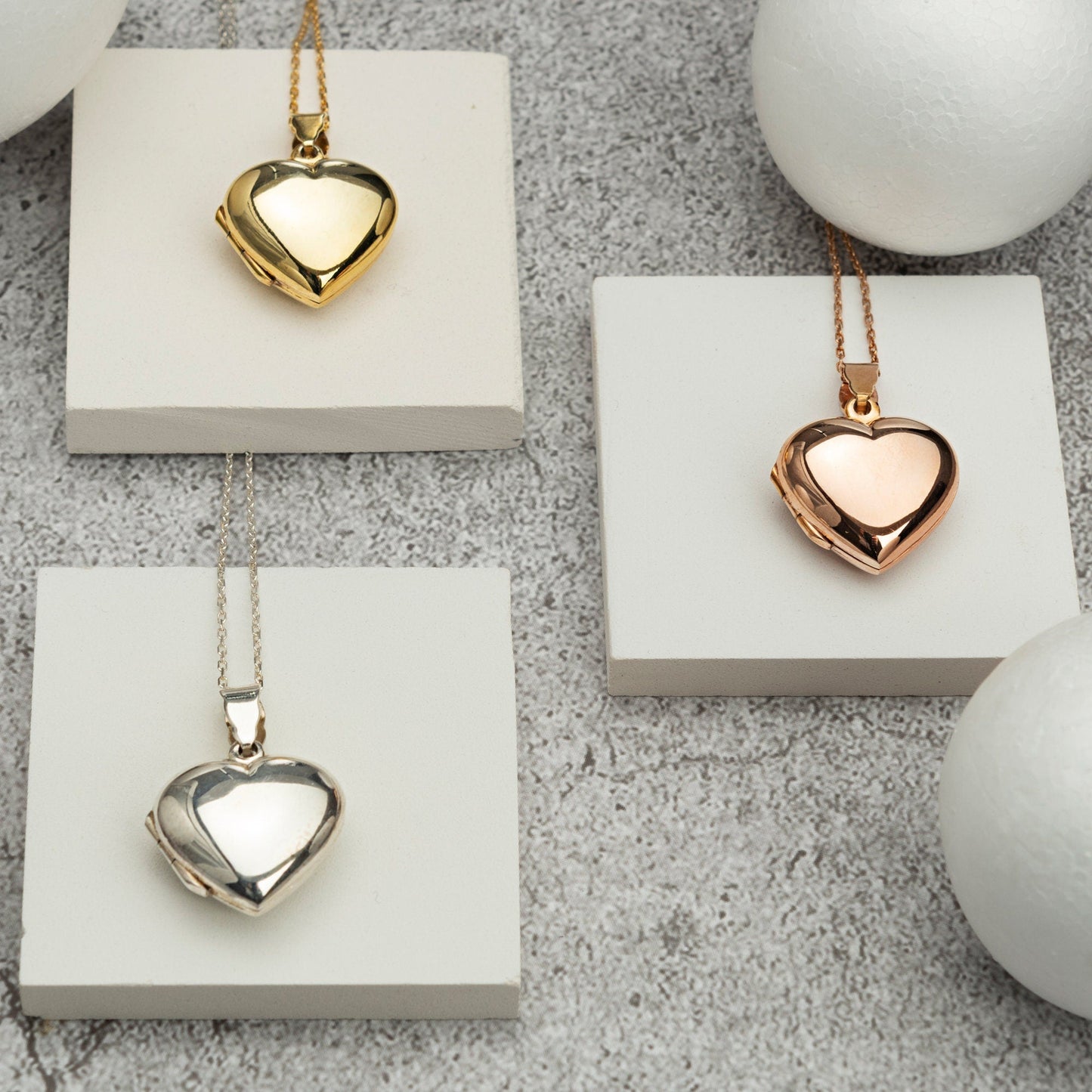 Silver Locket Heart Necklace - RUN THE STREETS COLLABORATIVE