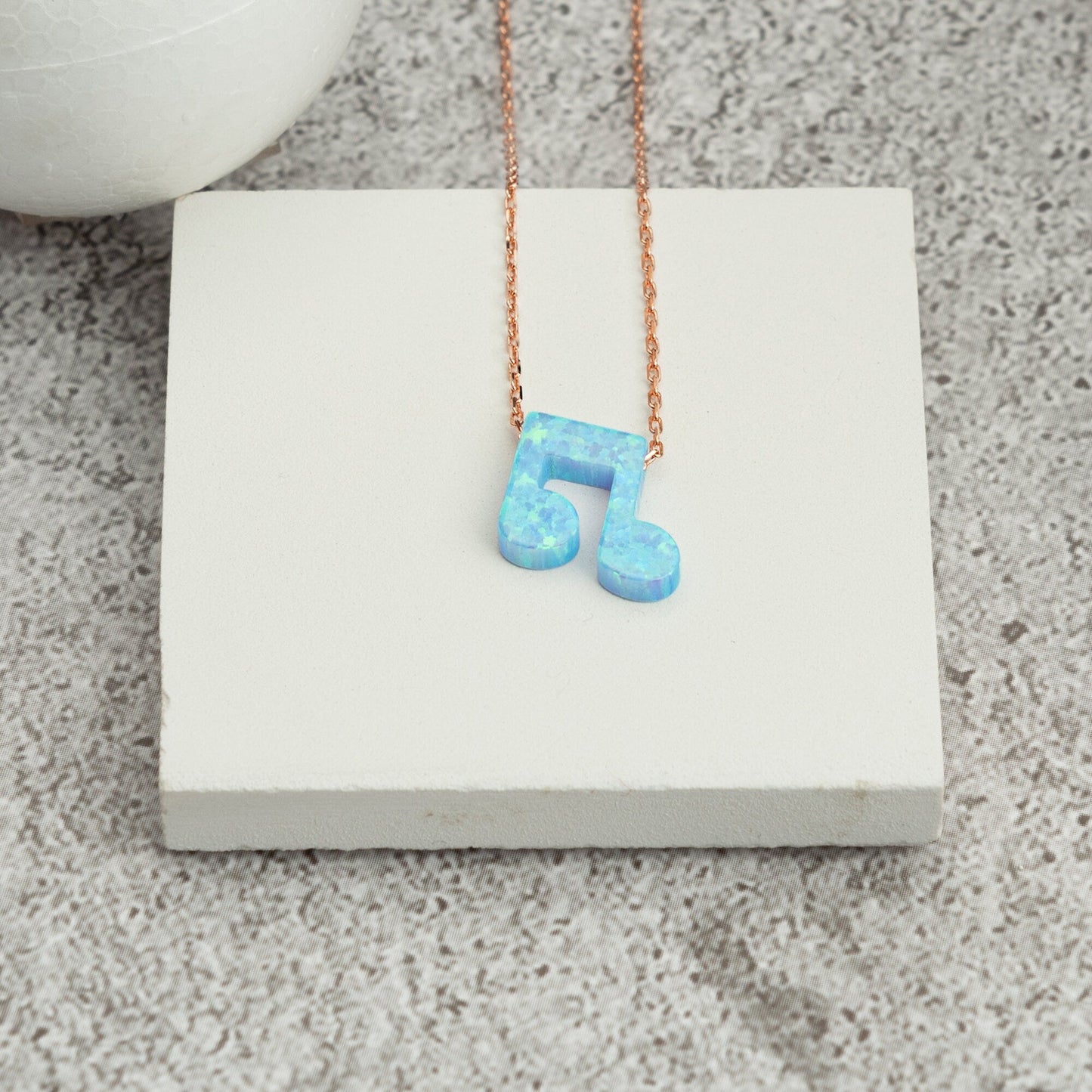 Music Note Necklace - RUN THE STREETS COLLABORATIVE