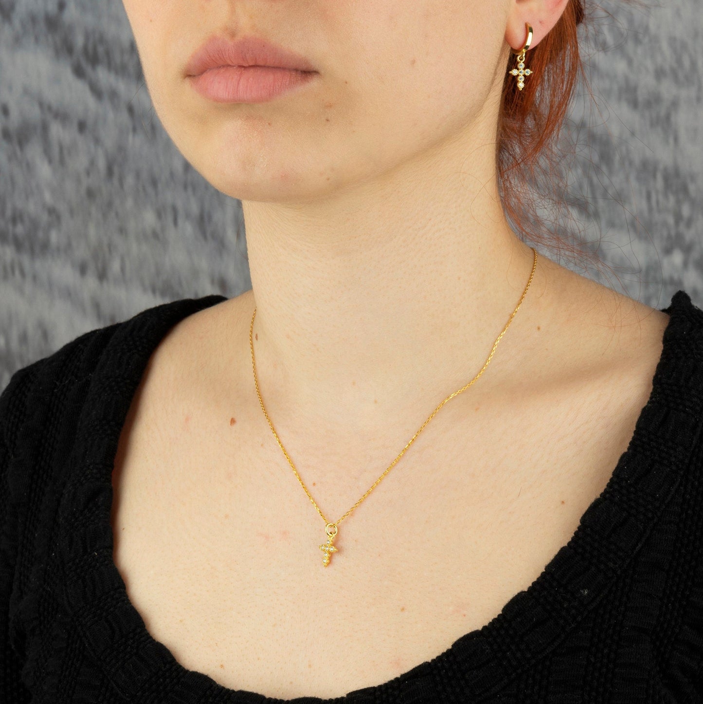 Women Cross Necklace - RUN THE STREETS COLLABORATIVE