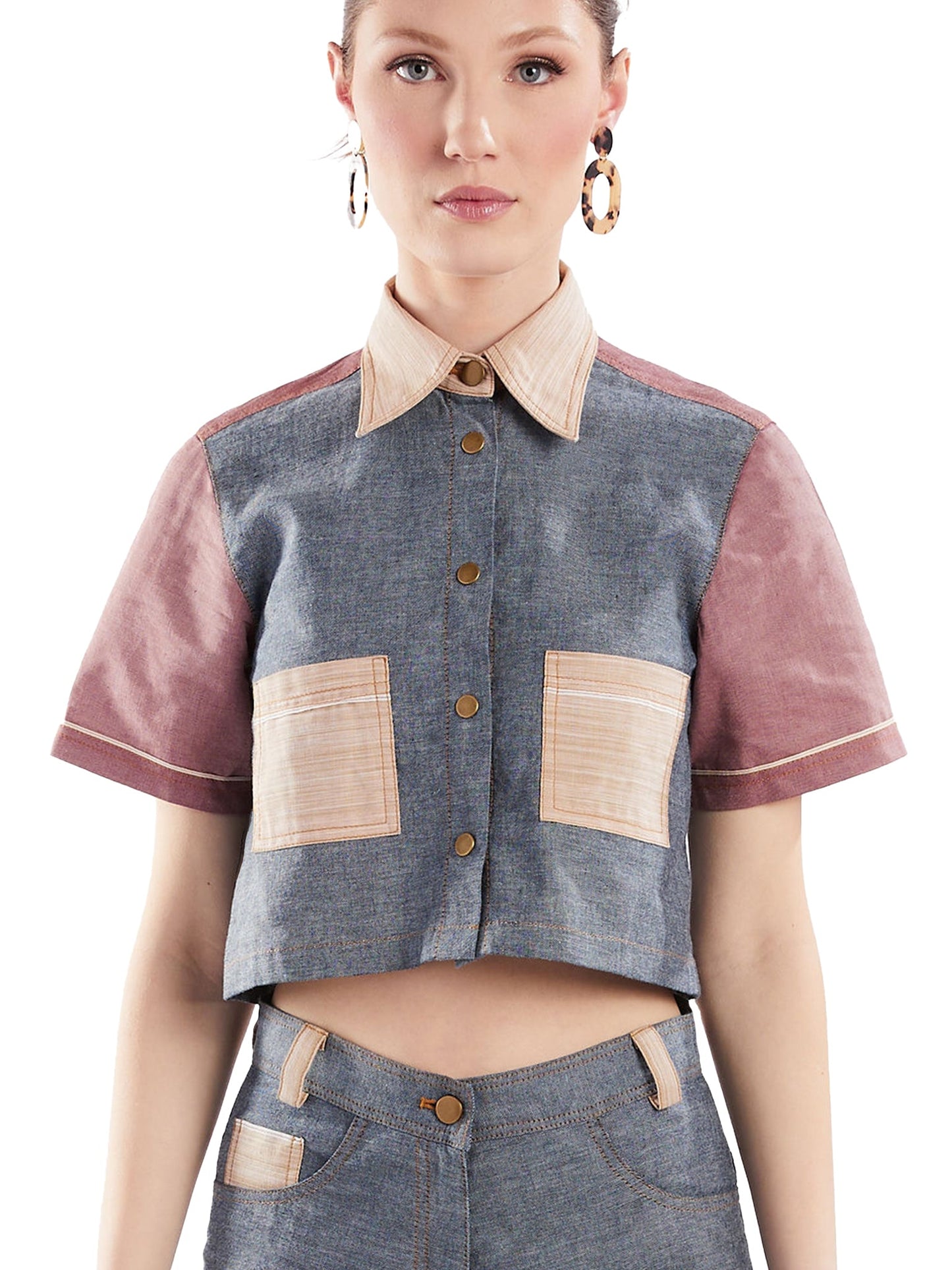 Cropped Button-Down Shirt in Blue and Red Chambray - RUN THE STREETS COLLABORATIVE