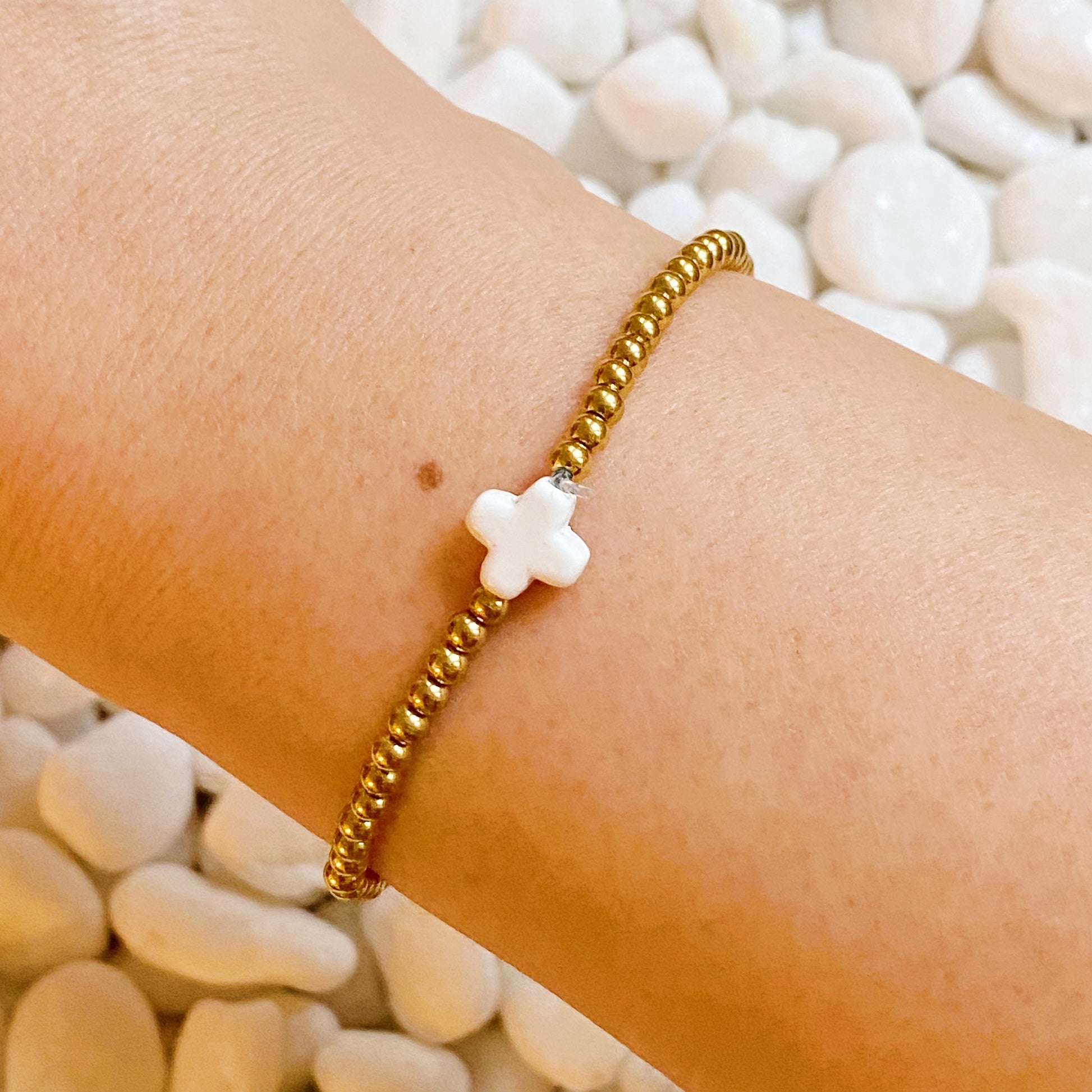 So Very Blessed Cross Bracelet - RUN THE STREETS COLLABORATIVE