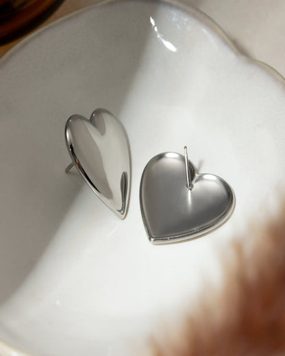 Silver Stud Earrings - Heart - RUN THE STREETS COLLABORATIVE