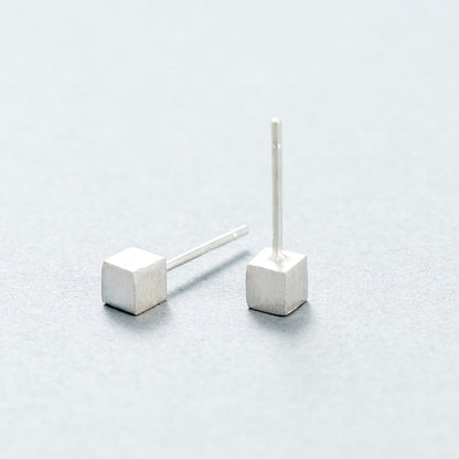 18k Gold Plated Cube Earrings - RUN THE STREETS COLLABORATIVE