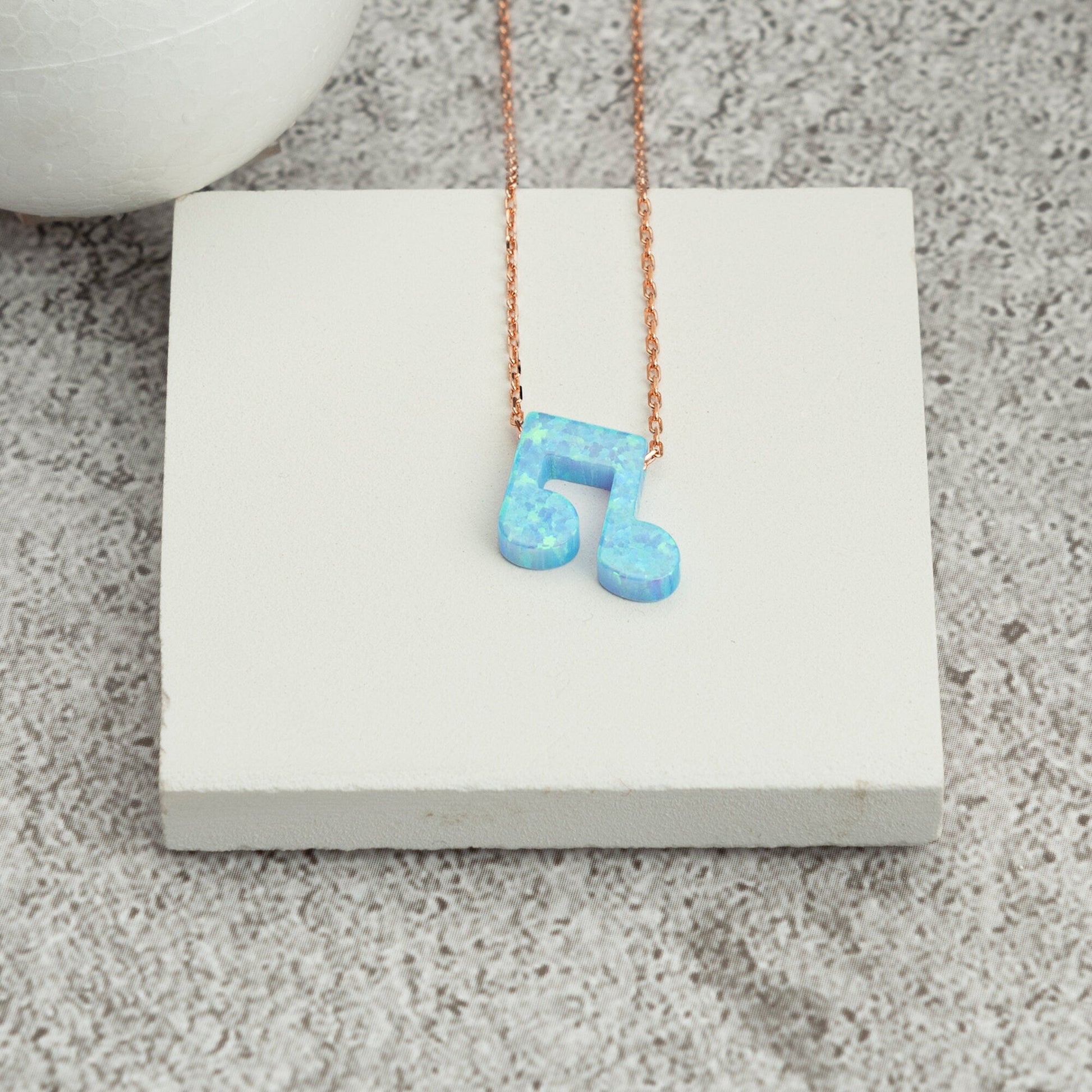 Music Note Necklace - RUN THE STREETS COLLABORATIVE